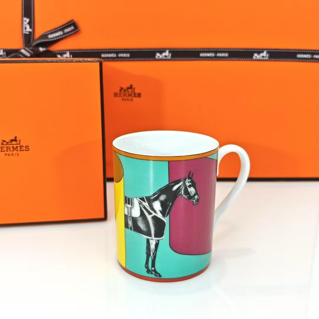 Hermes single Mug with horse - Image 2 of 2